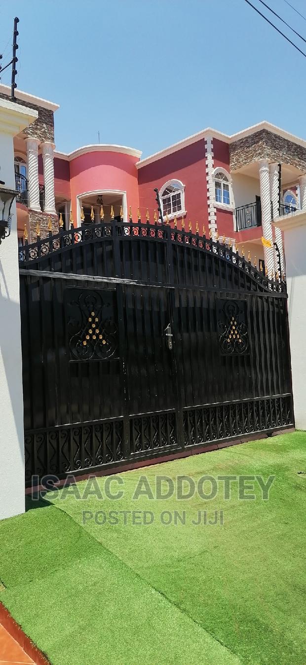 Furnished 2bdrm Block of Flats in Teshie Greda, Spintex for rent · Photo 5