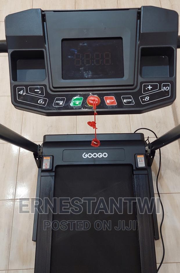 Motorized Treadmill From Googoo, UK · Photo 4