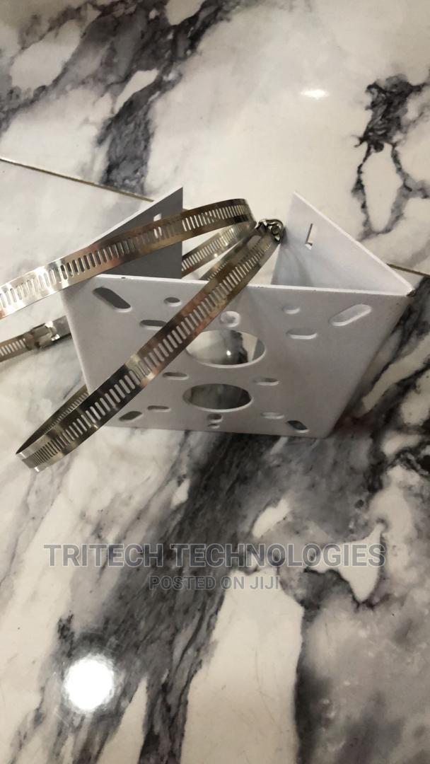 CCTV Pole Mounting Bracket · Photo 2