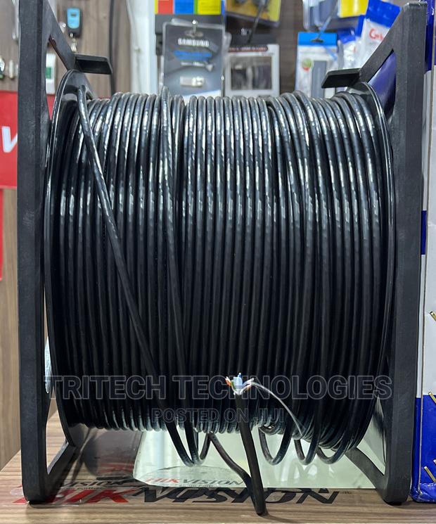 D-Link NCB-CUBLKR-305 CAT 6 UTP Outdoor Cable With FR PVC · Photo 2