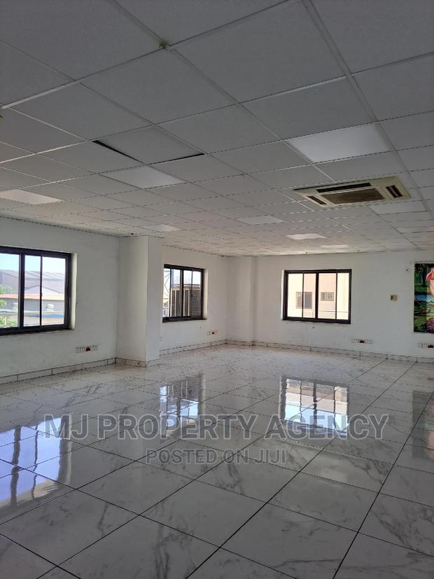 Executive Office Space · Photo 1