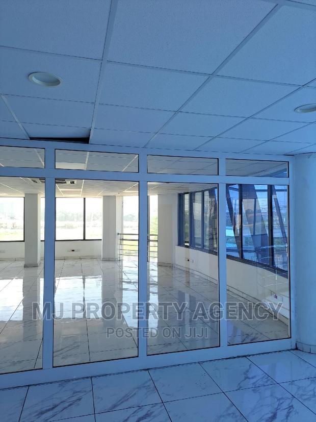 Executive Office Space · Photo 5