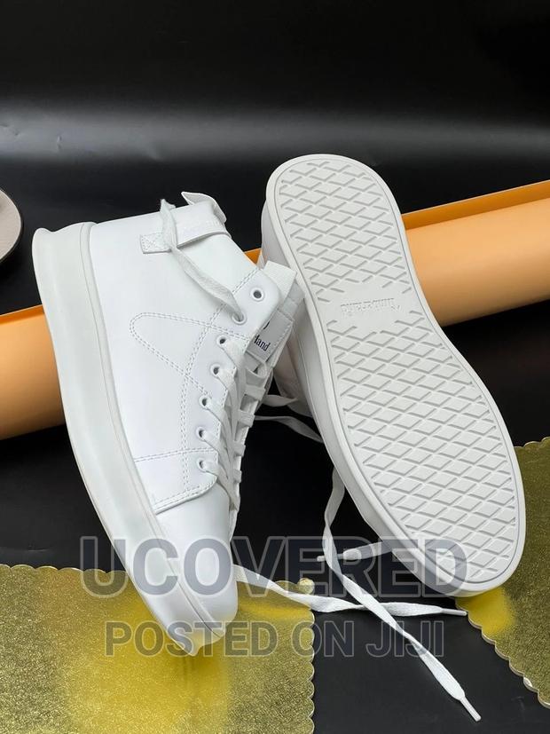 TIMBERLAND All White Boots · Photo 3