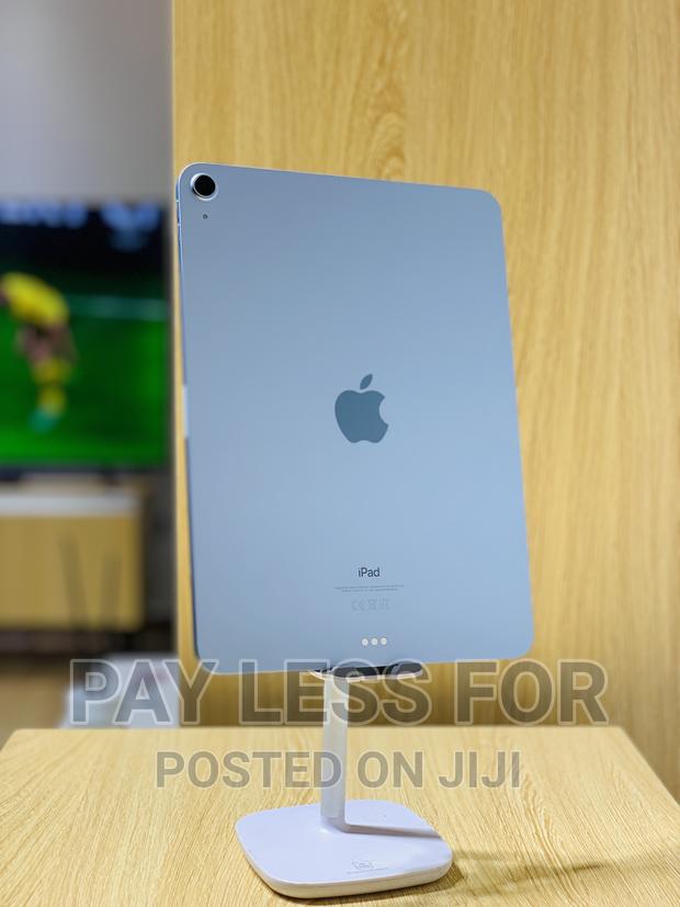 Apple iPad Air (2020) 256 GB Blue · Photo 1