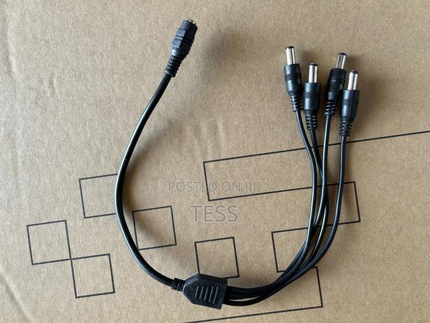 8way (8port) CCTV Power Splitter for 8 Cameras · Photo 1