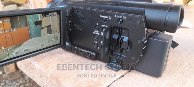 SONY FDR-Ax700 Livestreaming Camcorder · Photo 4