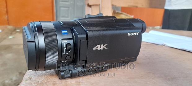 SONY FDR-Ax700 Livestreaming Camcorder · Photo 5