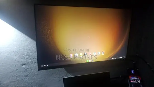 Samsung S3 27 Inch Monitor · Photo 1