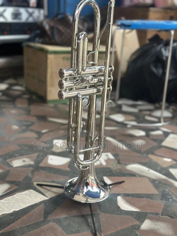 Yamaha Silver Trumpet · Photo 1