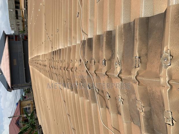 Roof Leakage Expect · Photo 5
