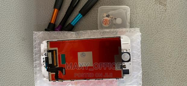 iPhone 6s Original Screen Replacement · Photo 2