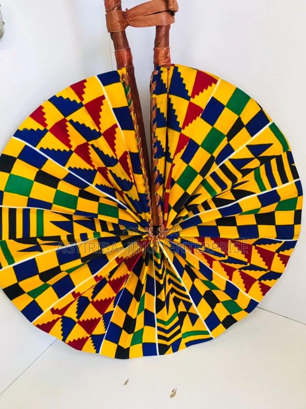 Fabric Hand Fan · Photo 2