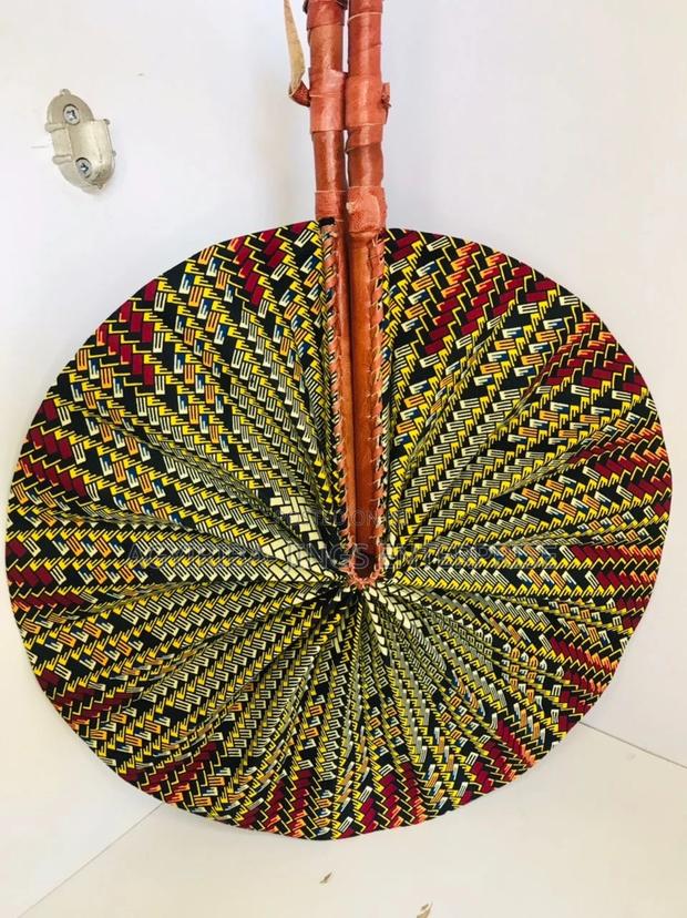 Fabric Hand Fans · Photo 1