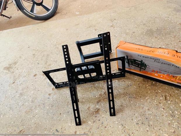Durable and Affordable Adjustable Corner Wall Mount(32”-55”) · Photo 1