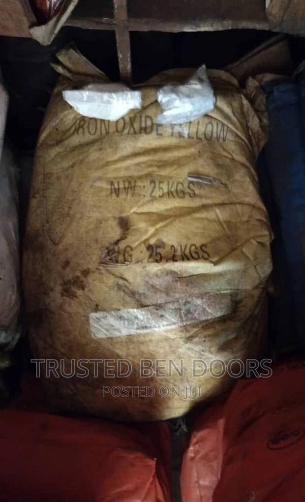 Original Iron Oxide Yellow Pigment For Changing Color · Photo 1
