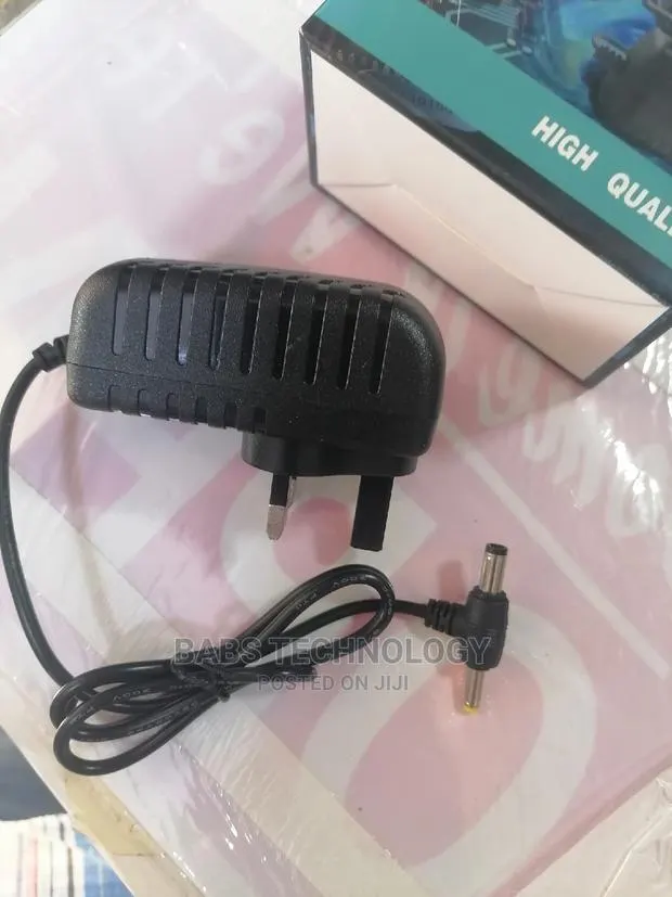 12V /5v / 9V Original Chargers · Photo 1