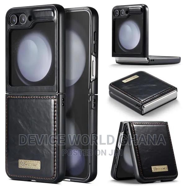 Caseme Leather Case for Samsung Z Flip 5 · Photo 1