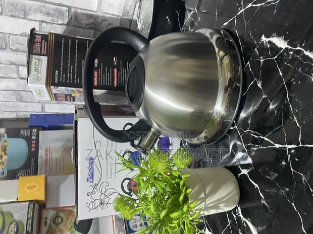 Whistling Stove Top Kettle 5L · Photo 2