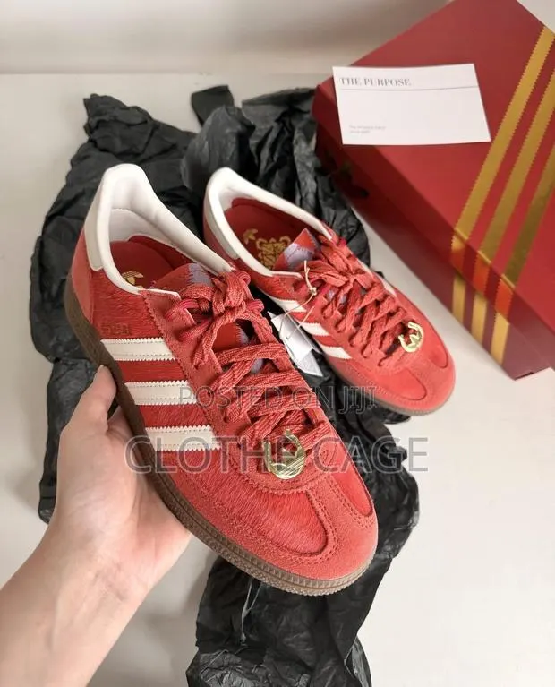Adidas Originals CNY X Handball Spezial · Photo 1