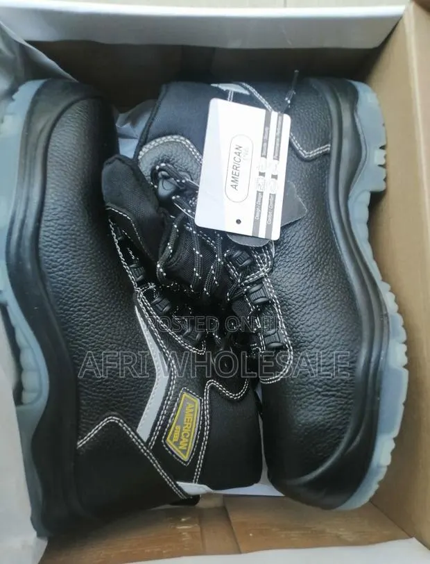 Safety Work Boots Steel Toe Industrial Warehouse Construction · Photo 1