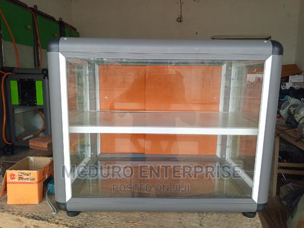 Glass Showcase · Photo 5