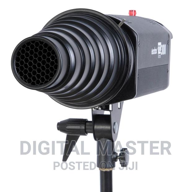 Godox SN-01 Snoot With Honeycomb Grid (Bowens S) · Photo 4