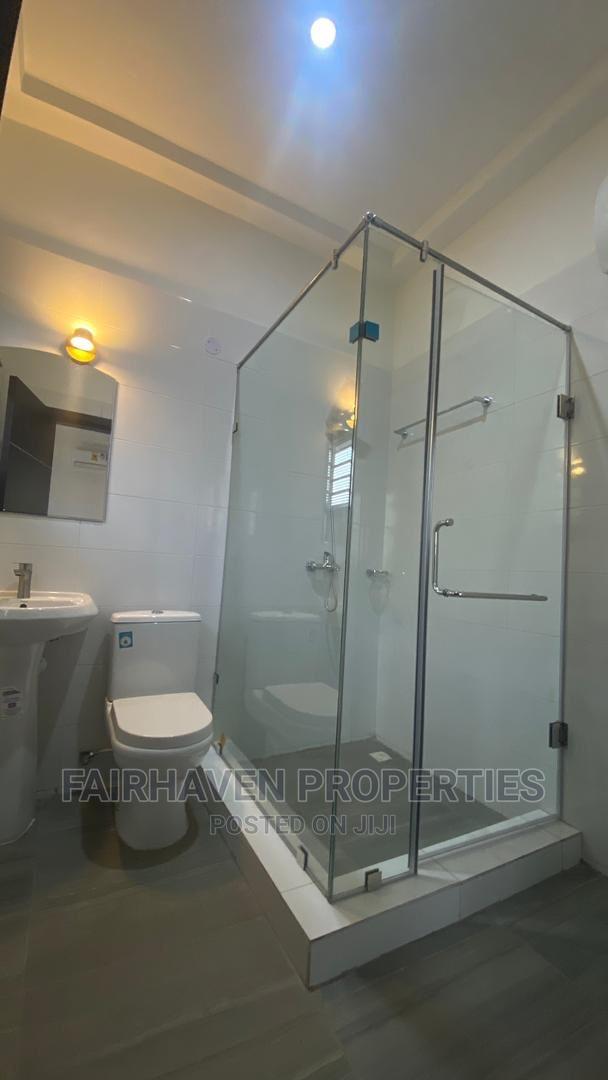 2bdrm Apartment in Atomic, Madina for rent · Photo 8