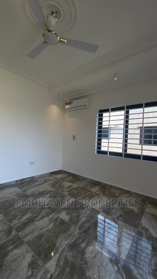 2bdrm Apartment in Atomic, Madina for rent · Photo 5