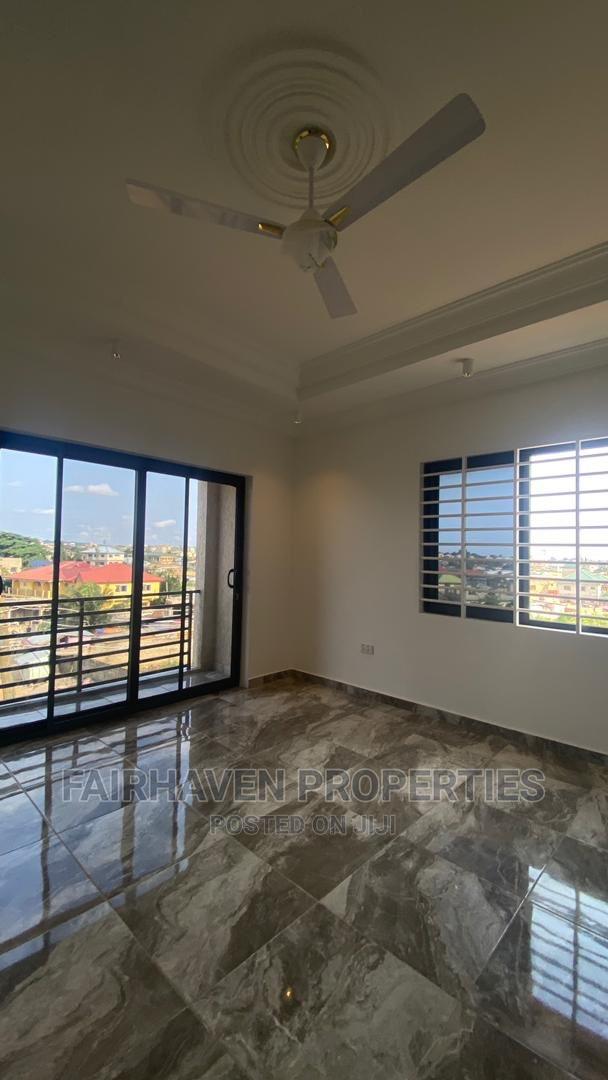 2bdrm Apartment in Atomic, Madina for rent · Photo 4