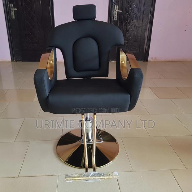 Classic Gold Arm Styling Chair · Photo 4