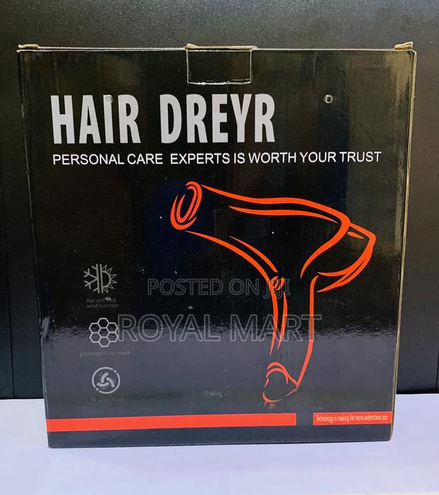 Hair Dryer With All Accessories · Photo 2