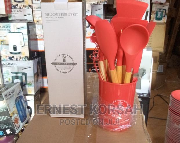 Silicone Utensils Set With Plastic Holders · Photo 2
