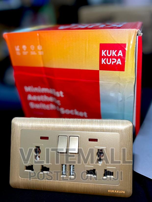 KK - Double Multi Socket With USB · Photo 1