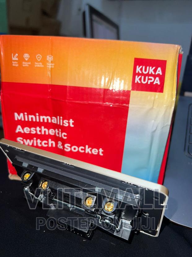 KK - Double Multi Socket With USB · Photo 2