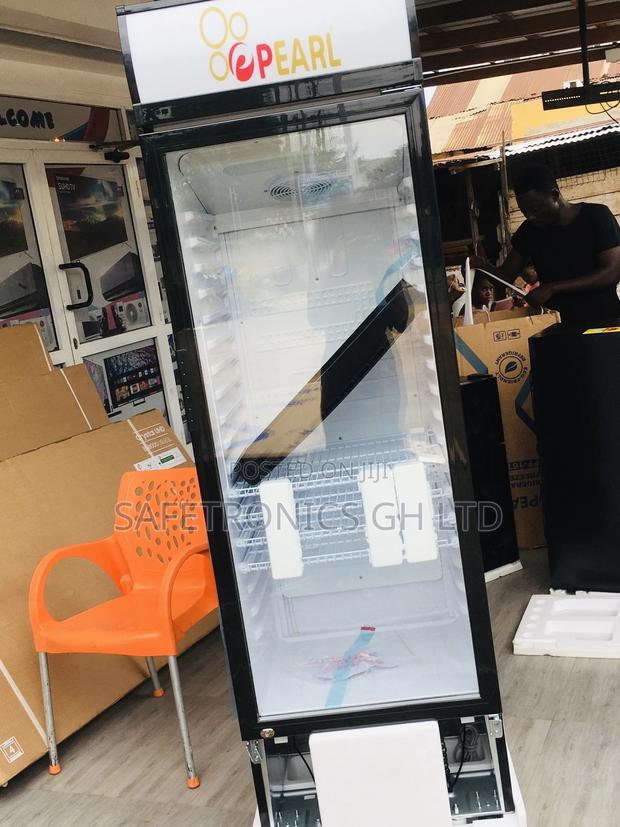 Lockable Pearl Display PVC-424-2B Glass Singledoor Fridge · Photo 1