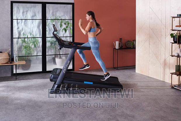 JTX Fitness Sprint 7 Treadmill · Photo 4