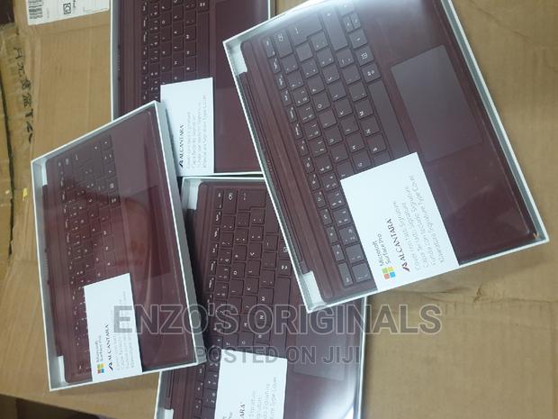 Surface Pro Signature Keyboard Pro 3 to 7 New Burgundy · Photo 2