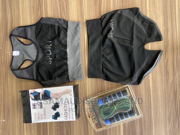Set of Ladies Gym Wear at Cool Price · Photo 7