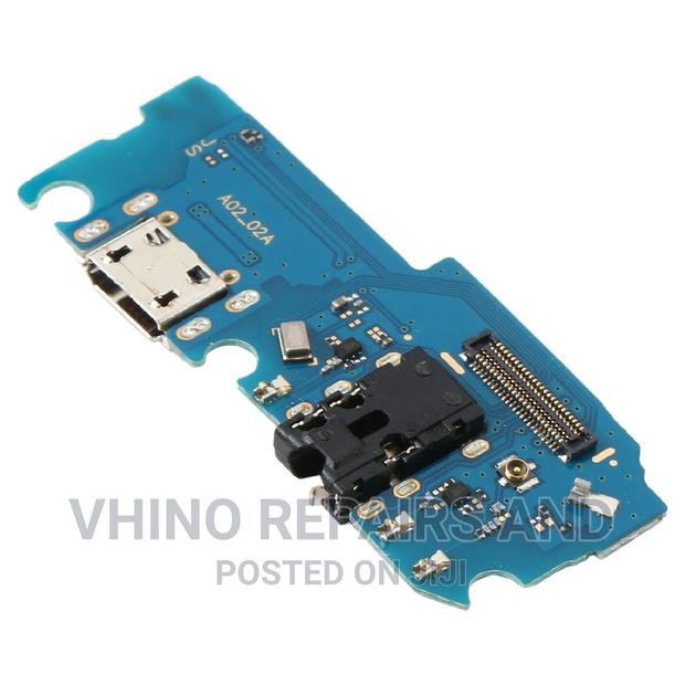 Original Samsung A02 Charging System · Photo 6
