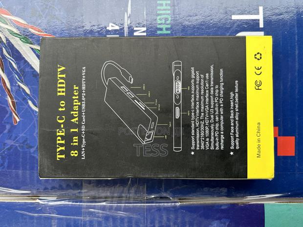 Type-C to HDTV 8 in 1 Adapter · Photo 3