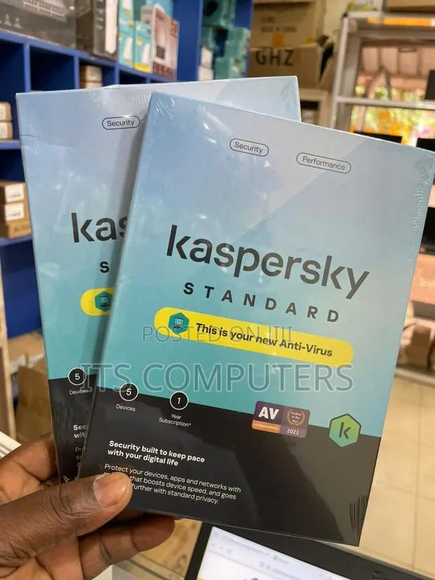 Kaspersky Standard 5 User Anti-Virus · Photo 1
