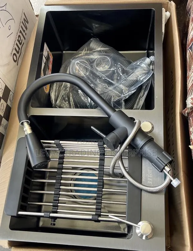 Black Stainless Kitchen Sink · Photo 1