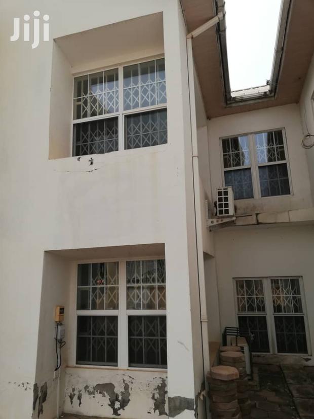 Five Bed Room House at Poku-Kurom for Sale · Photo 2