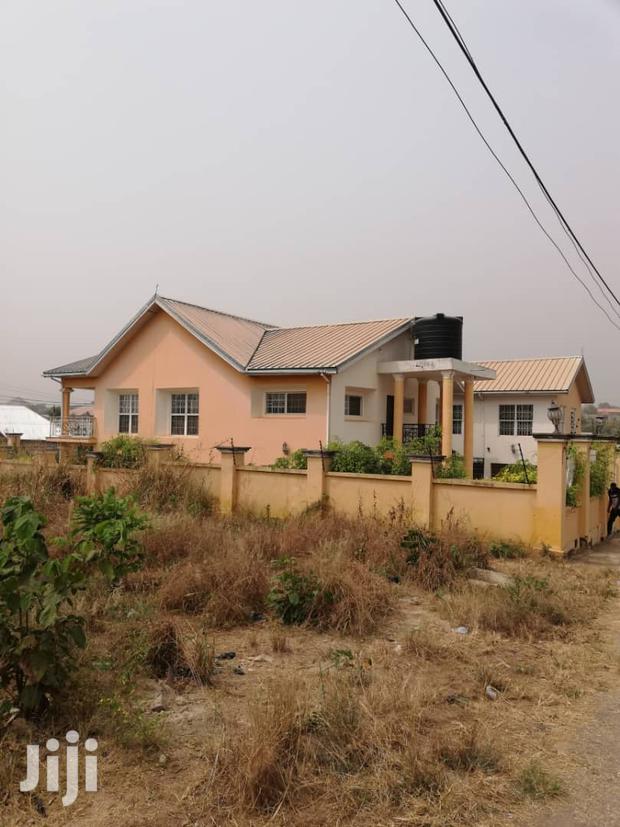 Five Bed Room House at Poku-Kurom for Sale