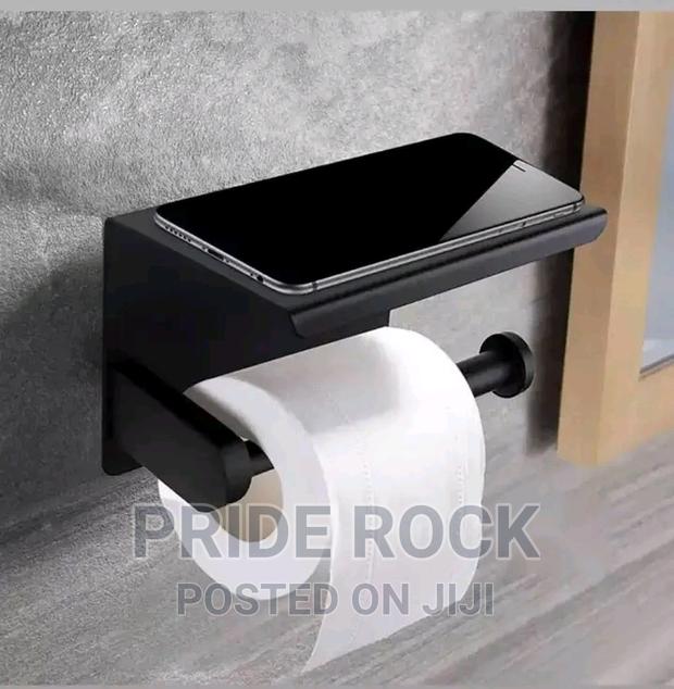 Phone Toilet Roll Holder · Photo 1