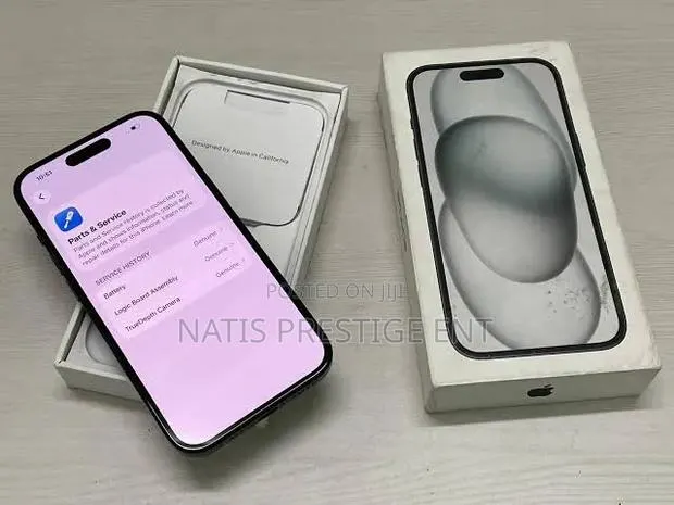 Apple iPhone 15 256 GB · Photo 1