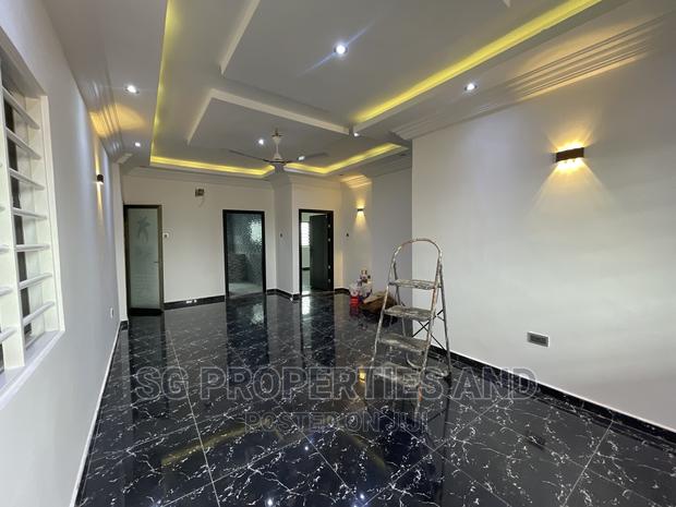 2bdrm Apartment in Batsonaa, Spintex for rent · Photo 2