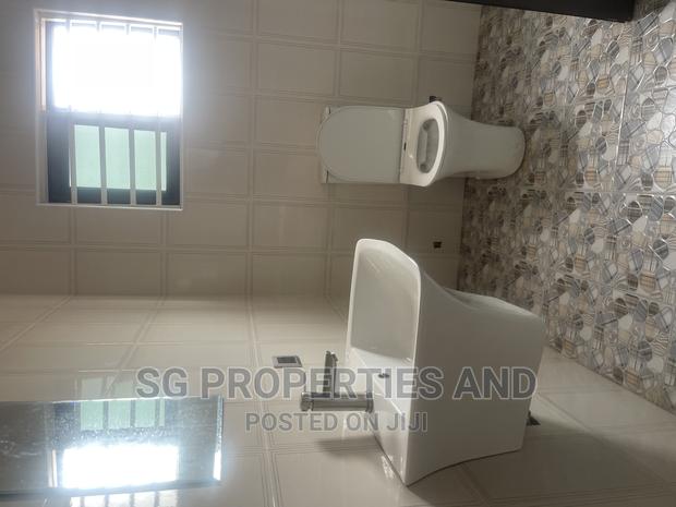2bdrm Apartment in Batsonaa, Spintex for rent · Photo 8