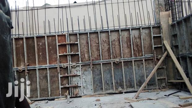 Retaining Wall/Formwork/Shutter/Deckin/Slabs/Scaffold/Gutter · Photo 4