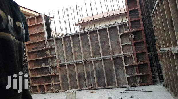 Retaining Wall/Formwork/Shutter/Deckin/Slabs/Scaffold/Gutter · Photo 7